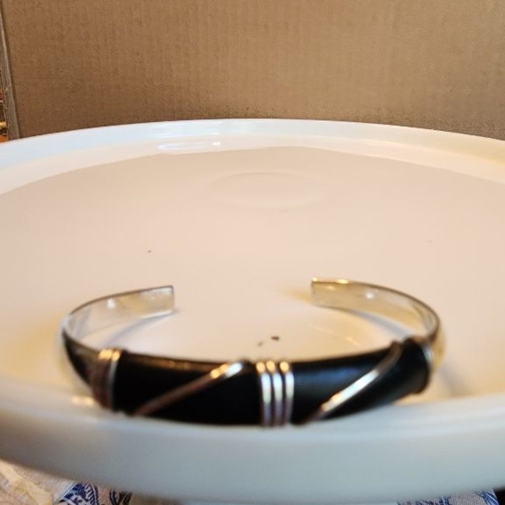 SILVER AND LEATHER CUFF BRACELET